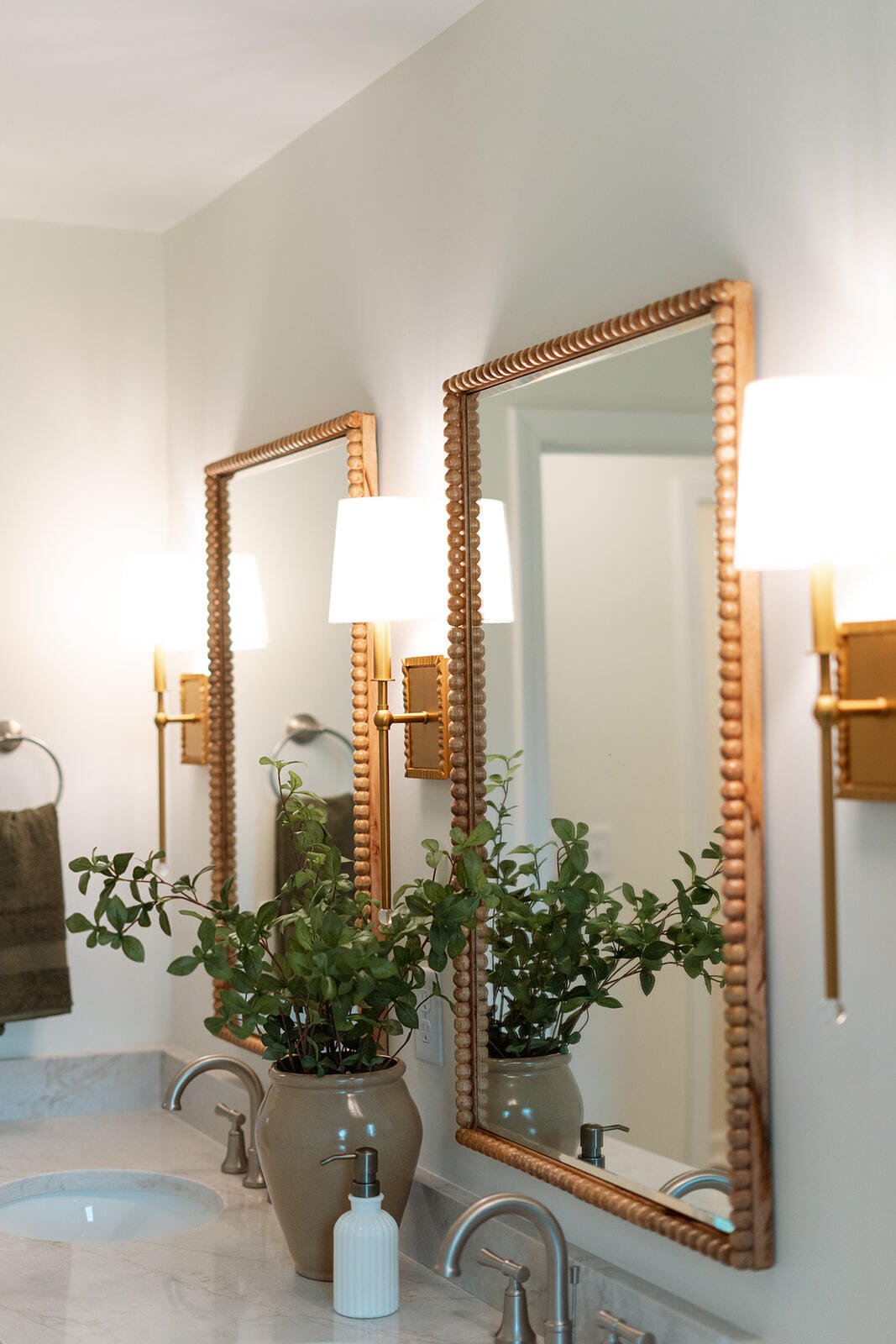 bathroom vanity